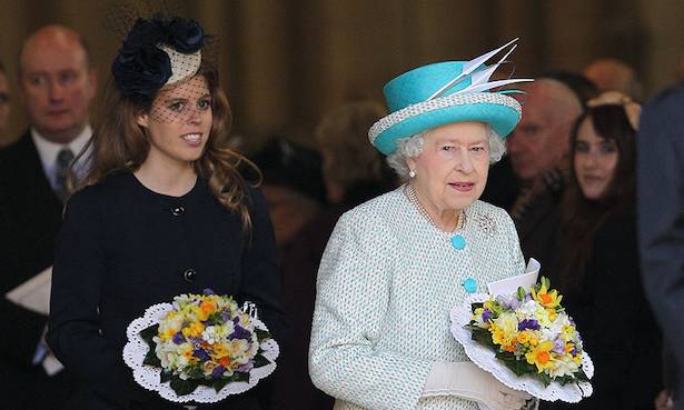 princess-beatrice-queen-t