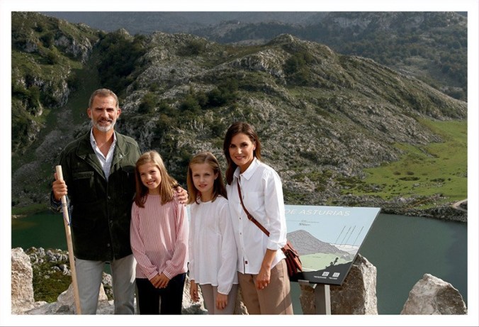 spanish-royal-christmas-card-2018-a.jpg