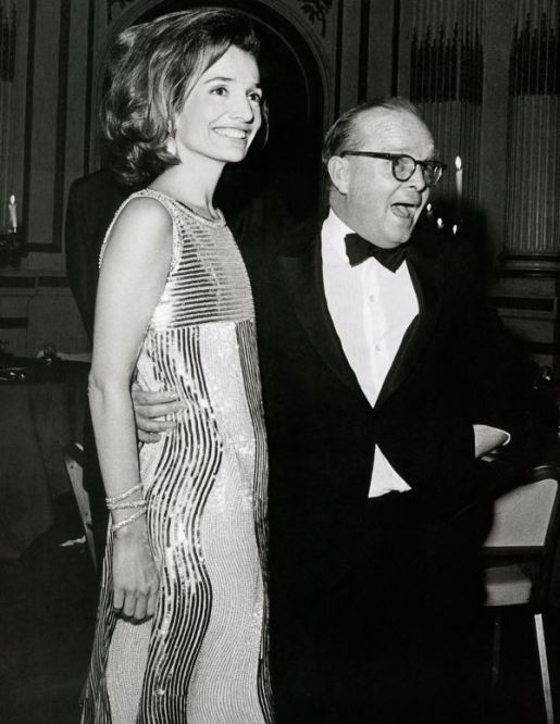 019-lee-radziwill-theredlist