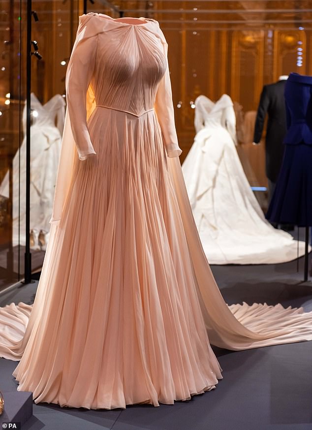 eugenie dress zac posen 3