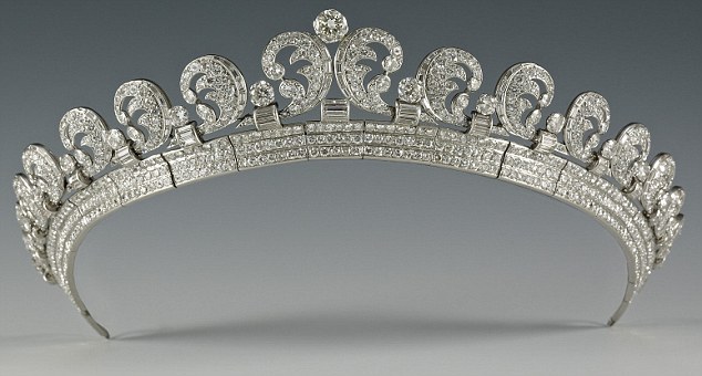halo tiara
