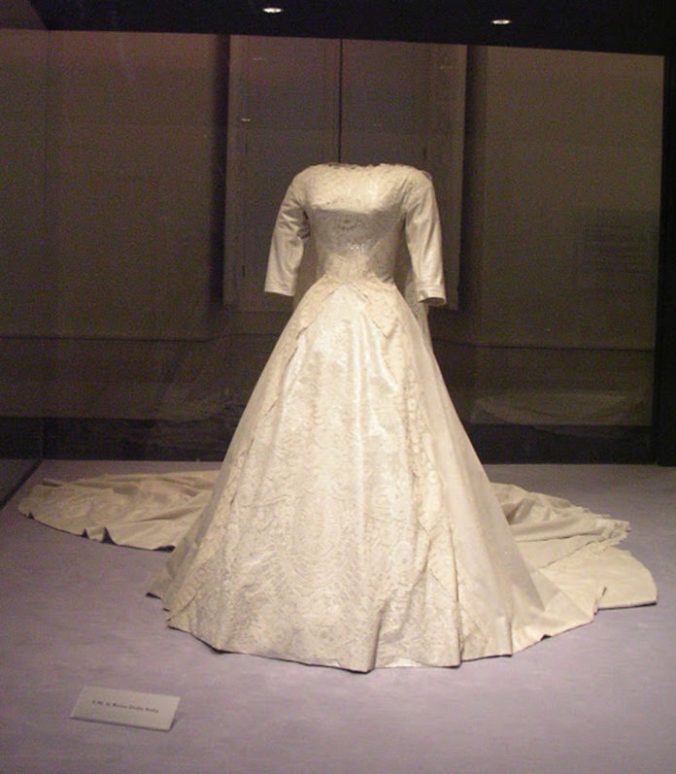sofia wedding dress