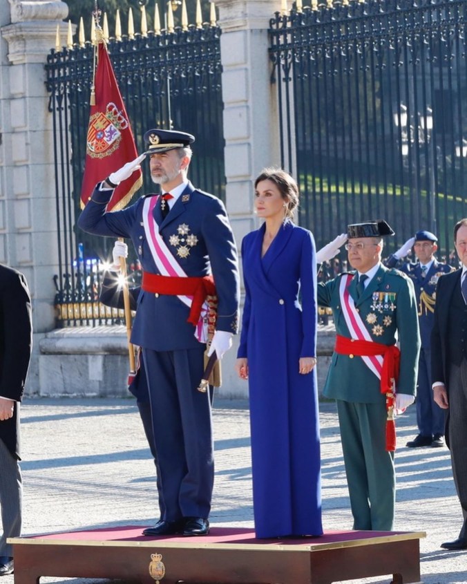 2EE1B7DD-F83B-450B-AF8C-C56DF4E58424